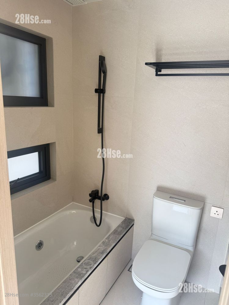 One Jardine's Lookout Sell 3 Bedrooms , 2 Bathrooms 538 ft² ( 50.0 m² )