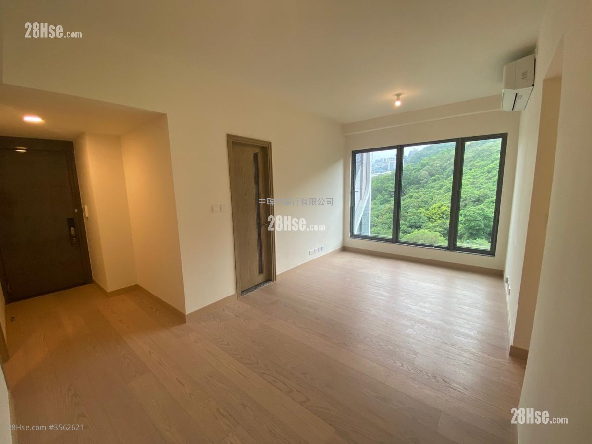 El Futuro Sell 755 ft² ( 70.1 m² )