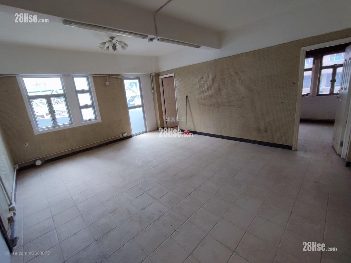 Fook Tak Building Sell 494 ft² ( 45.9 m² )