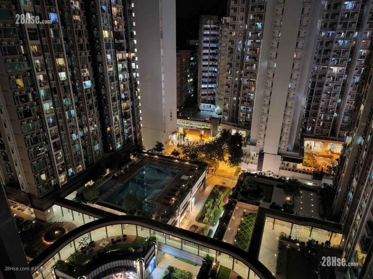 Yuccie Square Sell 2 Bedrooms 429 ft² ( 39.9 m² )