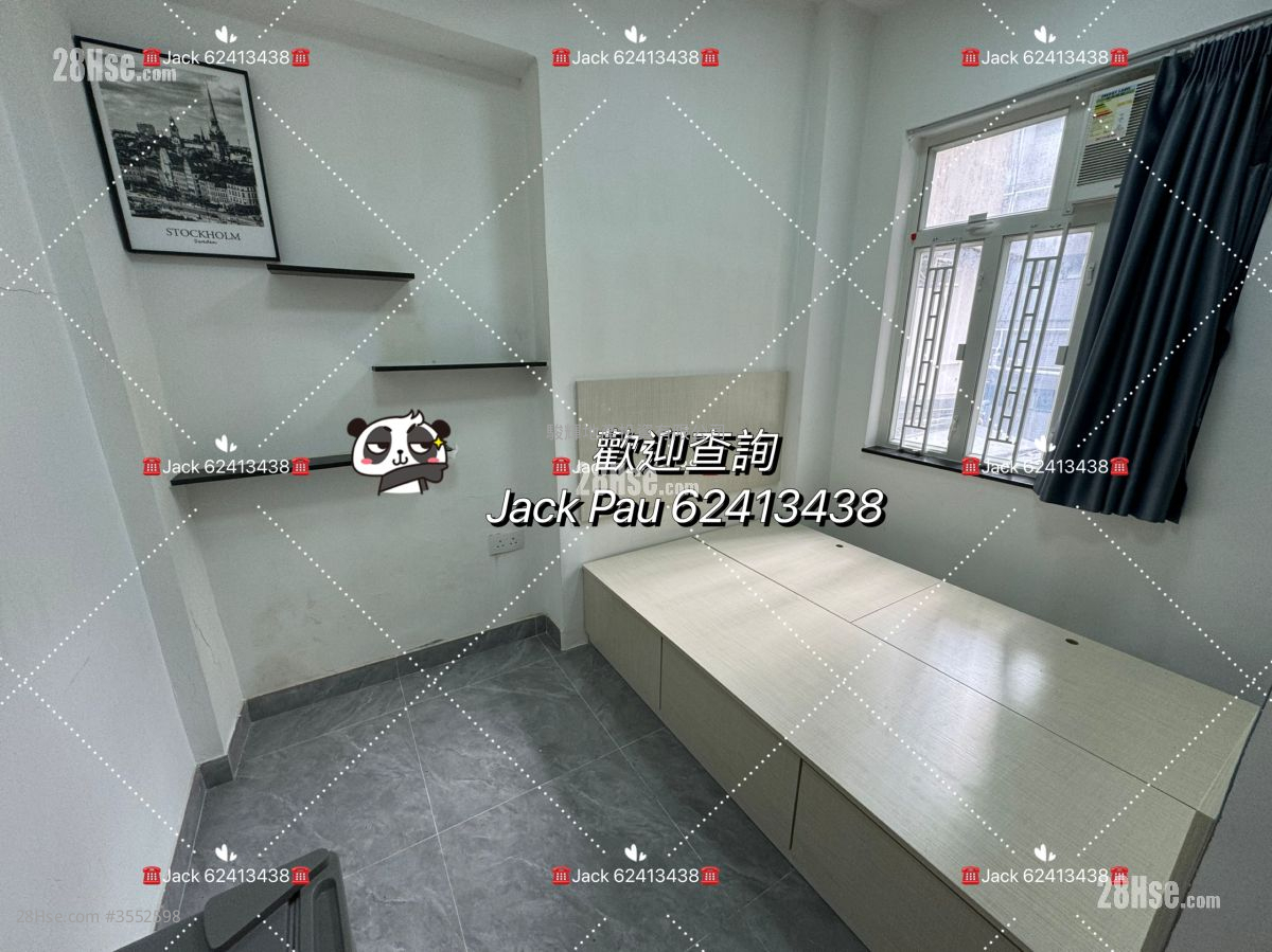 110 Portland Street Rental Studio , 1 Bathroom 150 ft² ( 13.9 m² )