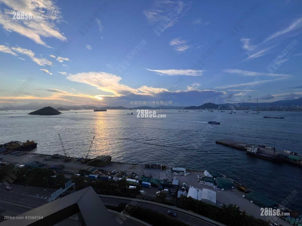 Harbour One Sell 3 Bedrooms , 2 Bathrooms 1,127 ft² ( 104.7 m² )