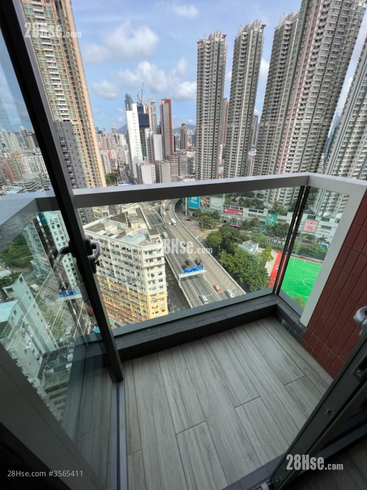 Park One Sell 2 Bedrooms 367 ft² ( 34.1 m² )