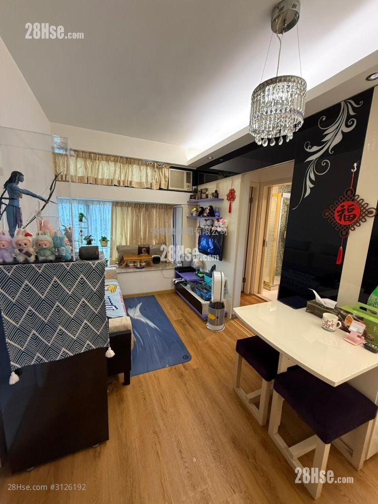 La Maison Du Nord Sell 344 ft² ( 32.0 m² )