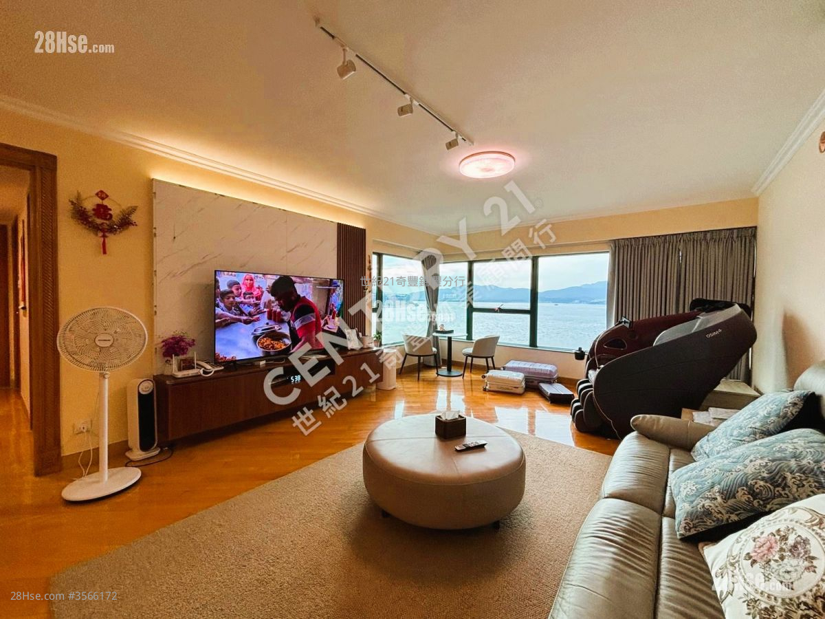 Baycrest Sell 3 Bedrooms , 2 Bathrooms 1,104 ft² ( 102.6 m² )