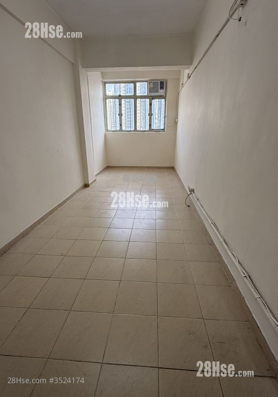 Wah Tak Building Rental Studio , 1 Bathroom 241 ft² ( 22.4 m² )