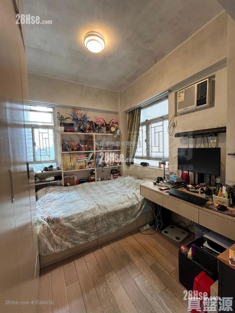 Aroma Court Sell 2 Bedrooms , 1 Bathroom 605 ft² ( 56.2 m² )