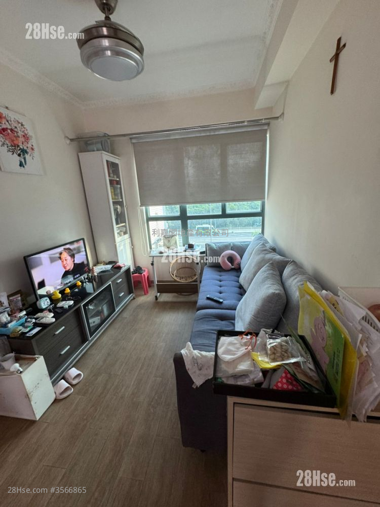 Oceanic View Rental 2 Bedrooms , 1 Bathroom 418 ft² ( 38.8 m² )