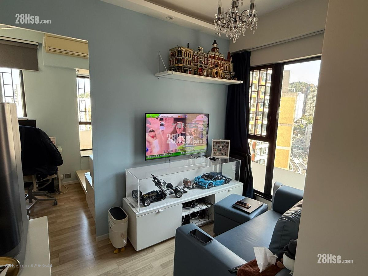 Marina Lodge Sell 2 Bedrooms , 1 Bathroom 257 ft² ( 23.9 m² )