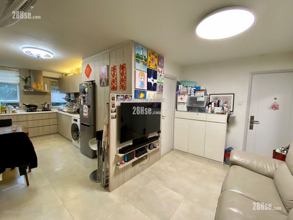 Pok Hong Estate Sell 3 Bedrooms , 1 Bathroom 490 ft² ( 45.5 m² )
