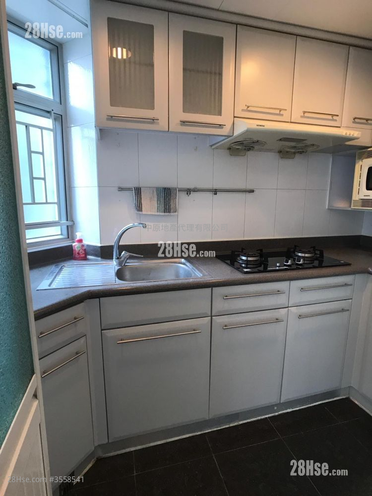 Summit Terrace Rental 2 Bedrooms , 1 Bathroom 435 ft² ( 40.4 m² )