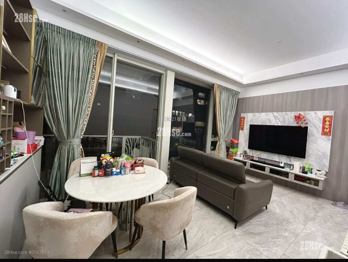 Conduit 18 Sell 3 Bedrooms , 2 Bathrooms 920 ft² ( 85.5 m² )