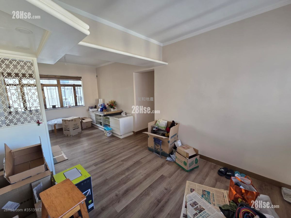 Kiu Wang Mansion Sell 3 Bedrooms , 2 Bathrooms 970 ft² ( 90.1 m² )