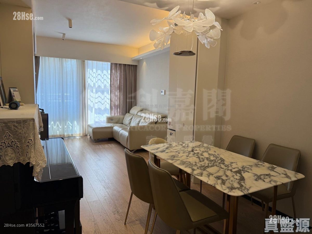 The Golden Gate Sell 3 Bedrooms , 3 Bathrooms 949 ft² ( 88.2 m² )