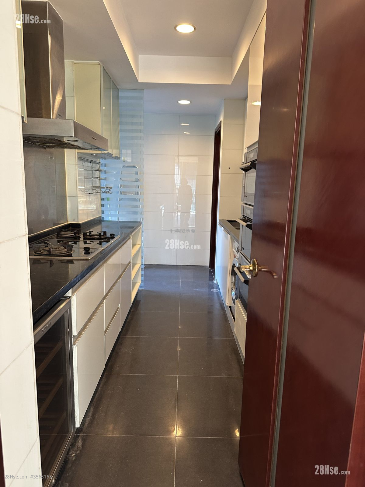 The Balmoral Sell 4 Bedrooms , 4 Bathrooms 1,522 ft² ( 141.4 m² )