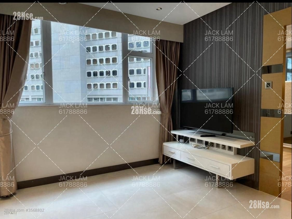 Yee Wah Mansion Sell 2 Bedrooms , 1 Bathroom 572 ft² ( 53.1 m² )