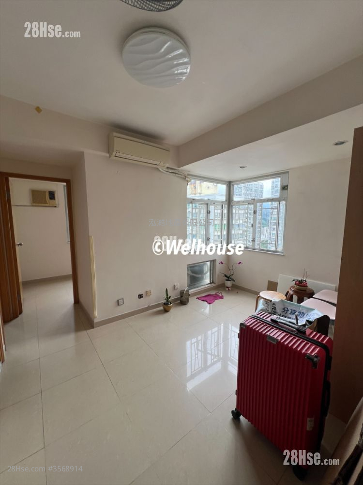 Tai Po Plaza Sell 2 Bedrooms , 1 Bathroom 424 ft² ( 39.4 m² )