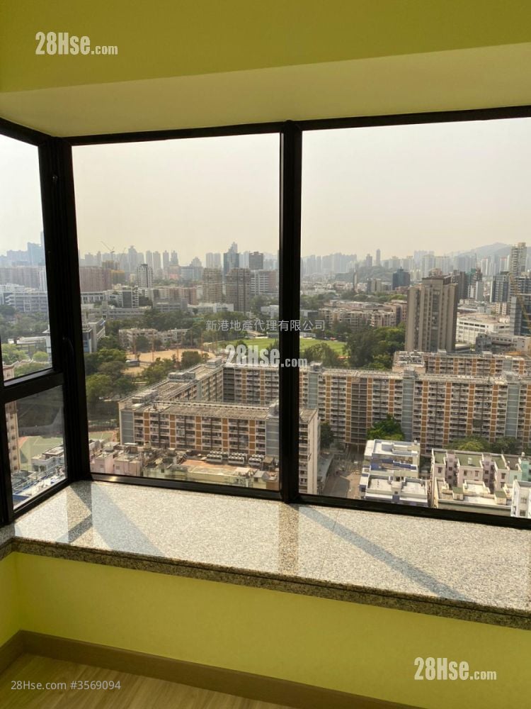 Metropolitan Rise Sell 3 Bedrooms , 1 Bathroom 524 ft² ( 48.7 m² )