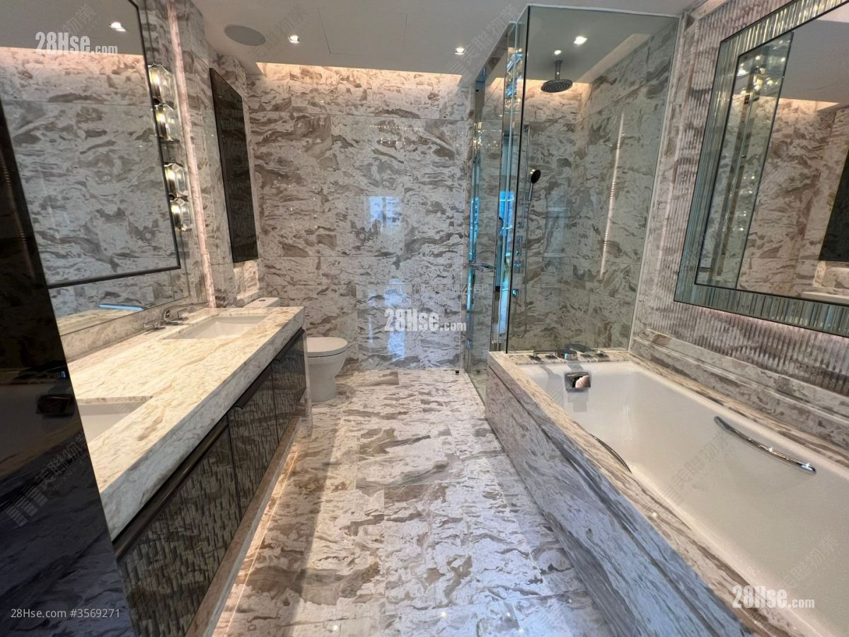 St Barths Sell 4 Bedrooms 2,146 ft² ( 199.4 m² )