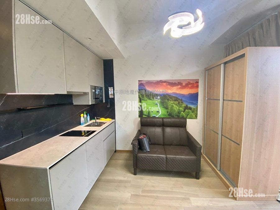 Uptify Sell 1 Bedroom 280 ft² ( 26.0 m² )
