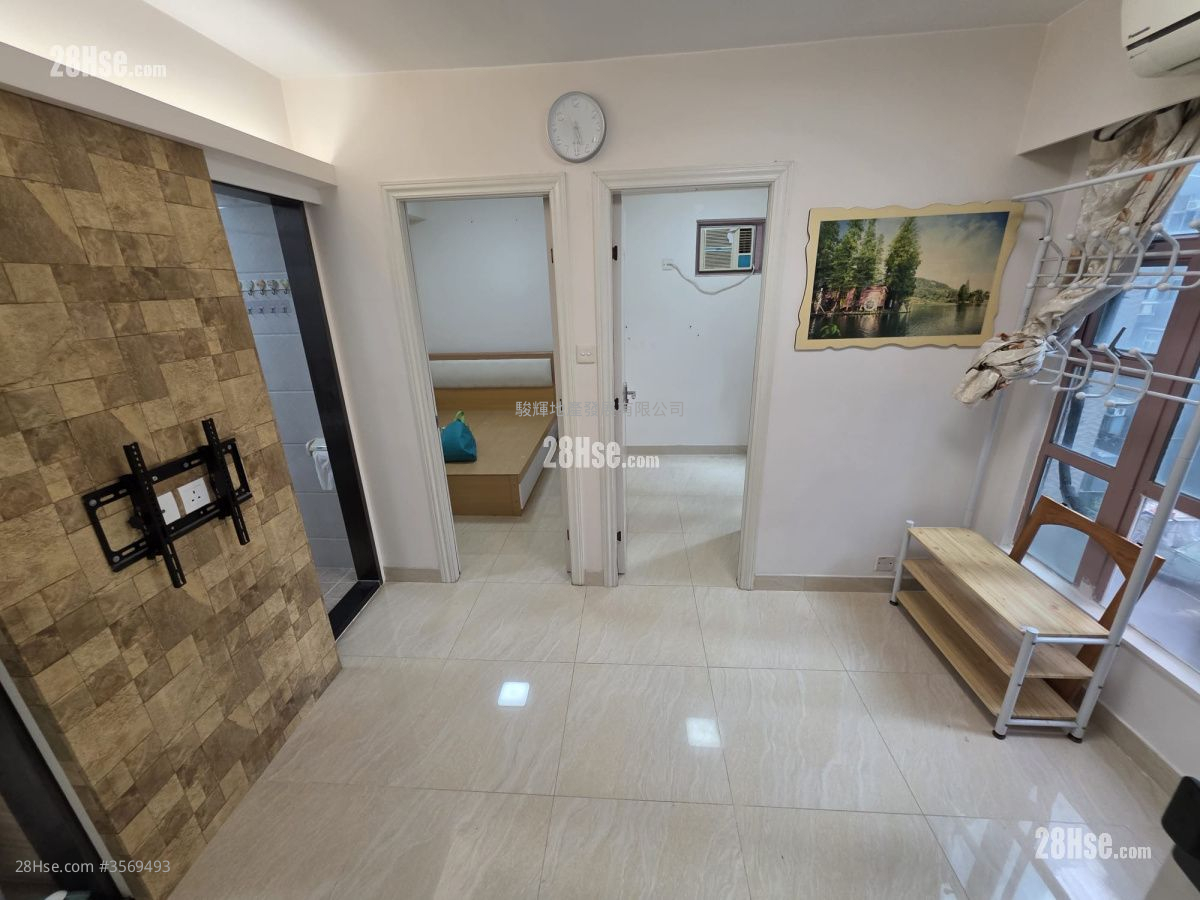 Orchid Court Sell 2 Bedrooms , 1 Bathroom 287 ft² ( 26.7 m² )