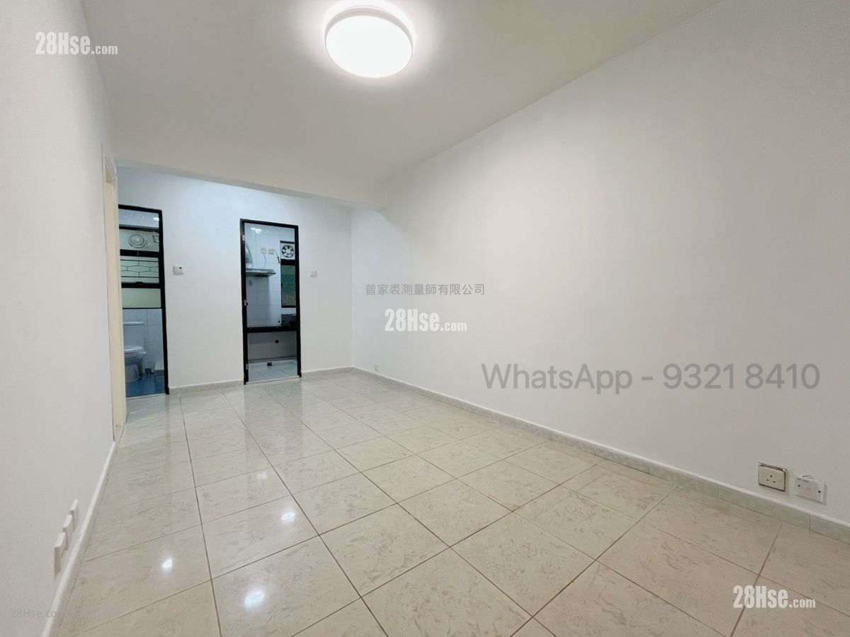 Village Rental 2 Bedrooms , 1 Bathroom 450 ft² ( 41.8 m² ) Village Rental 2 Bedrooms , 1 Bathroom 450 ft² ( 41.8 m² )