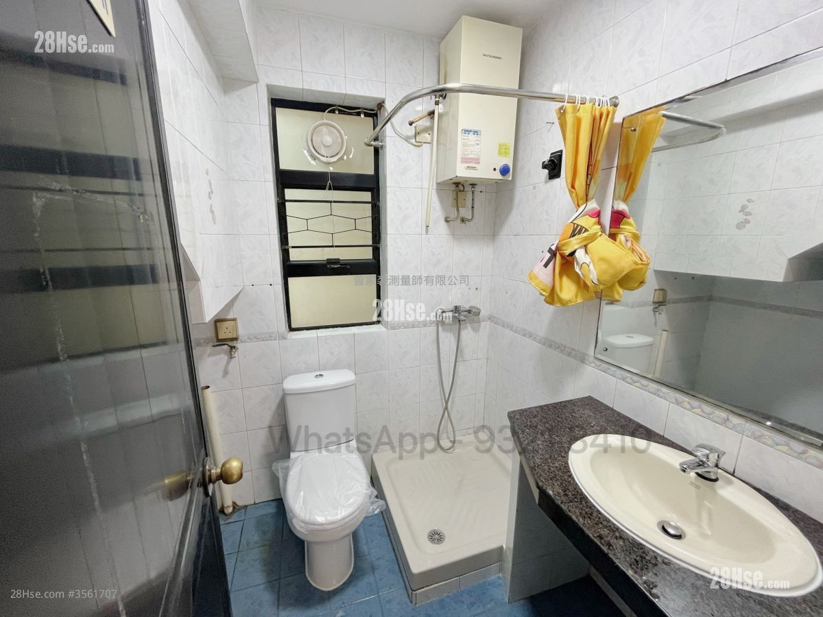 Village Rental 2 Bedrooms , 1 Bathroom 450 ft² ( 41.8 m² ) Village Rental 2 Bedrooms , 1 Bathroom 450 ft² ( 41.8 m² )