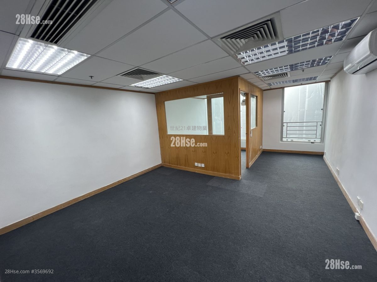 Boss Commercial Centre Rental 1 Bedroom 521 ft² ( 48.4 m² )