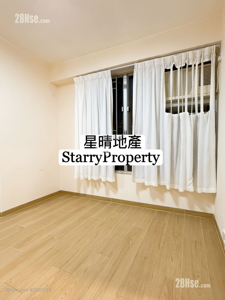 Elegance Gardens Rental 2 Bedrooms , 1 Bathroom 412 ft² ( 38.3 m² )