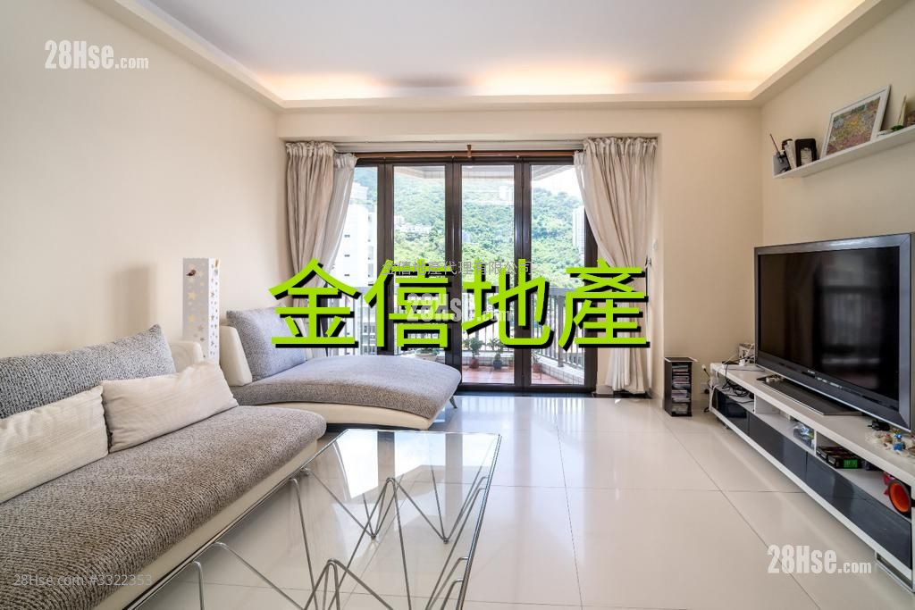 云地利台 售盘 3 房 , 3 浴室 1,259 平方尺 ( 117.0 平方米 )