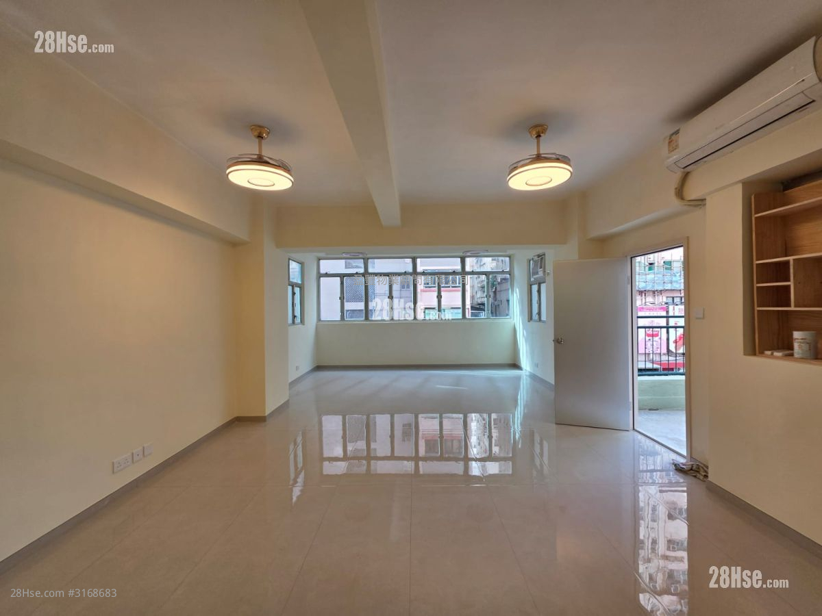Kwong Wah Mansion Sell Studio , 1 Bathroom 495 ft² ( 46.0 m² )