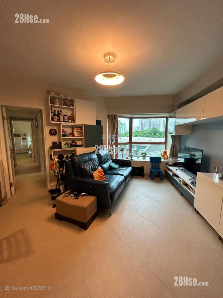 Greenpark Villa Sell 3 Bedrooms , 2 Bathrooms 716 ft² ( 66.5 m² )