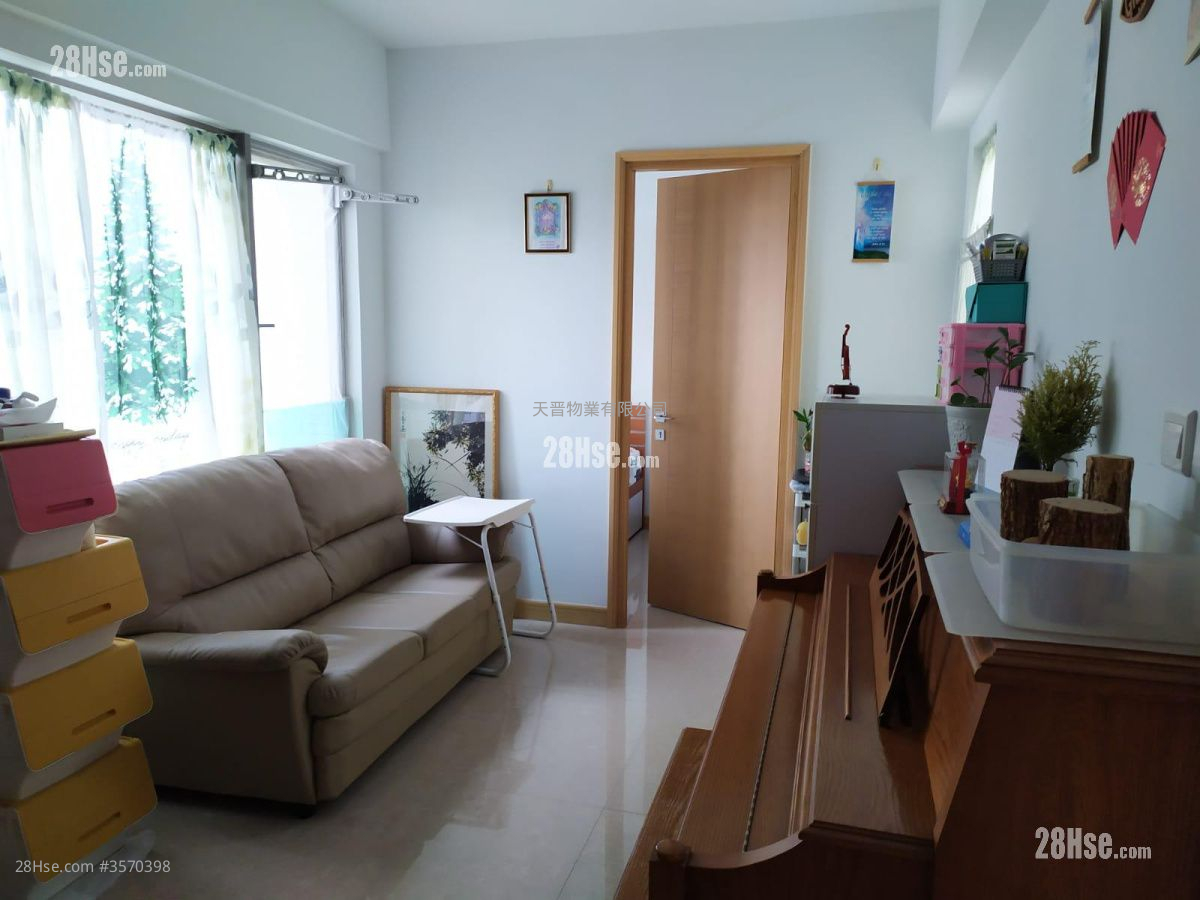 La Lumiere Sell 2 Bedrooms , 1 Bathroom 430 ft² ( 39.9 m² )