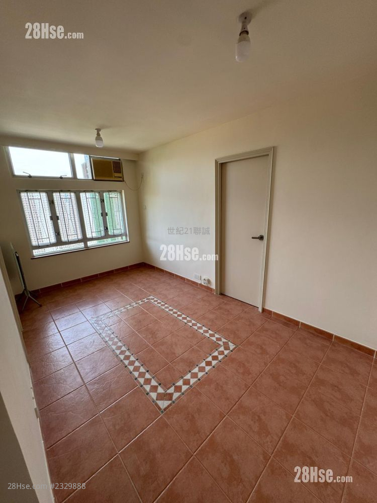 Hong Pak Court Rental 2 Bedrooms , 1 Bathroom 401 ft² ( 37.3 m² )