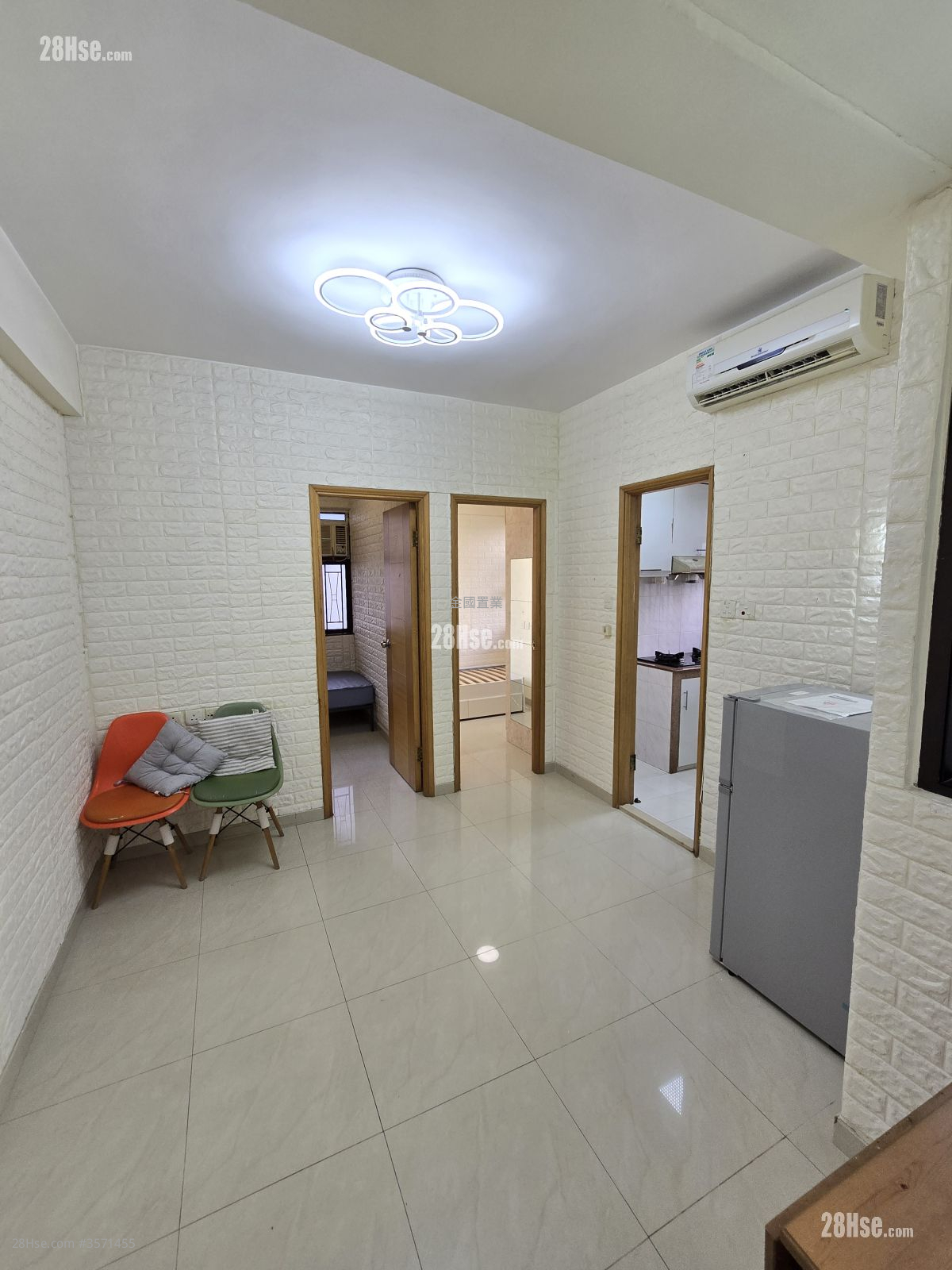 Kam Chung Building Rental 2 Bedrooms , 1 Bathroom 304 ft² ( 28.2 m² )