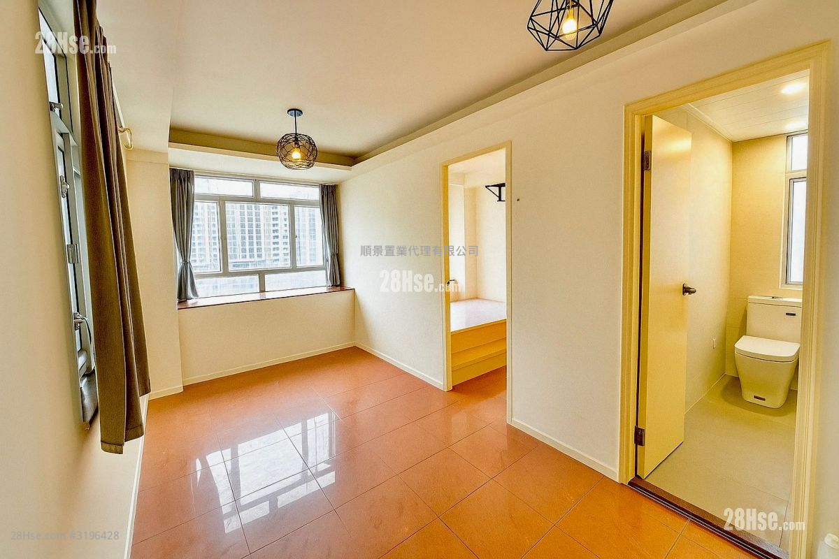 Tak Kei Building Sell 1 Bedroom , 1 Bathroom 259 ft² ( 24.1 m² )