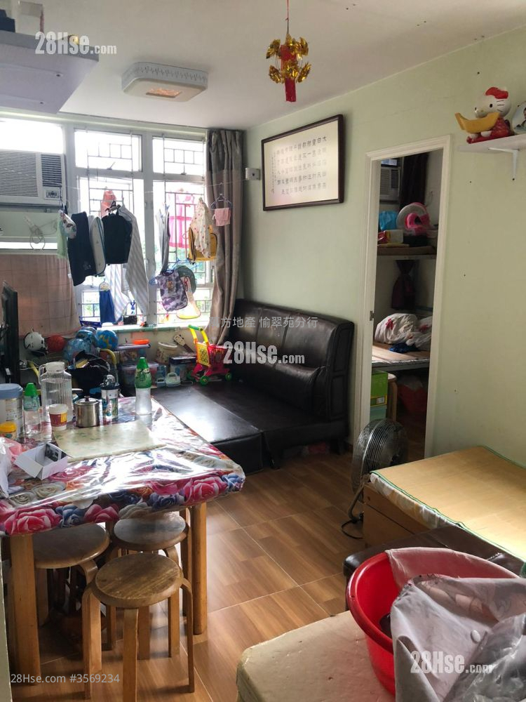Mei Ying Court Sell 2 Bedrooms , 1 Bathroom 445 ft² ( 41.3 m² )