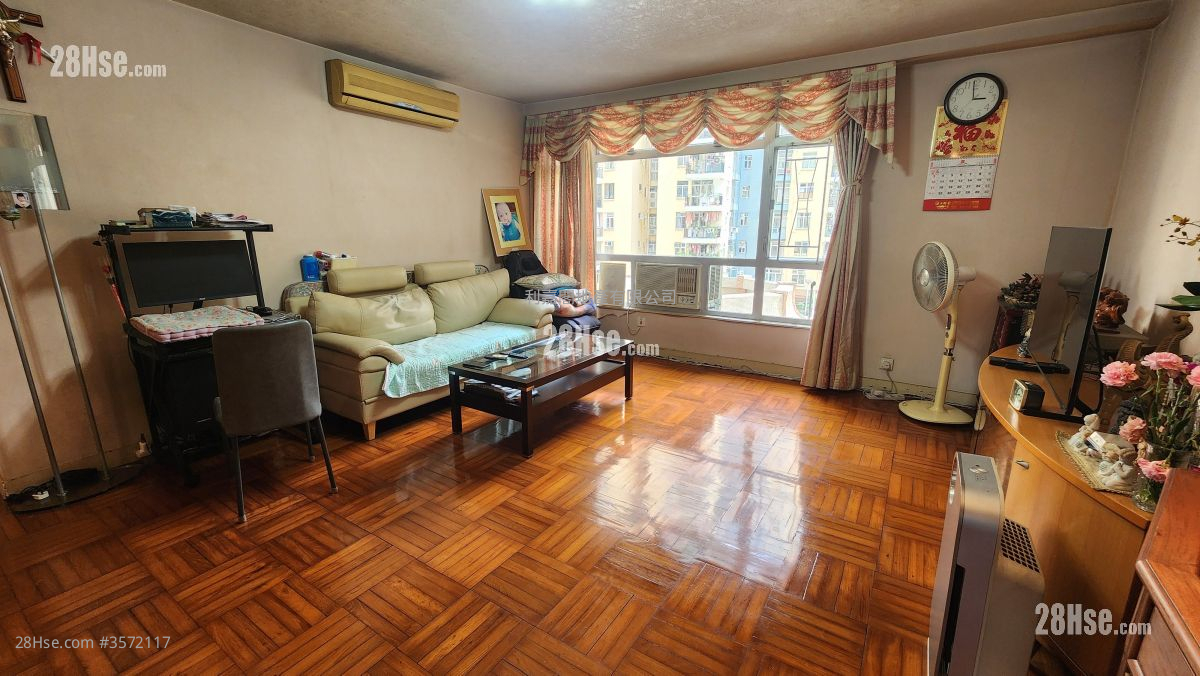 Mei Foo Sun Chuen Sell 3 Bedrooms , 2 Bathrooms 918 ft² ( 85.3 m² )