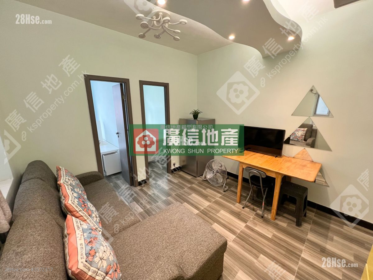 Chung Wo Building Rental 2 Bedrooms , 1 Bathroom 312 ft² ( 29.0 m² )