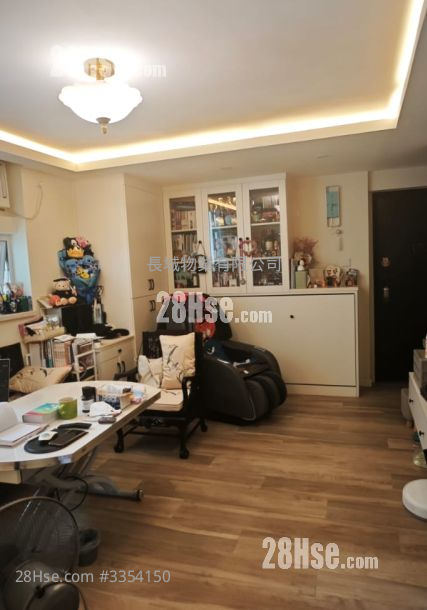 Cheerful Garden Sell 2 Bedrooms , 1 Bathroom 483 ft² ( 44.9 m² )