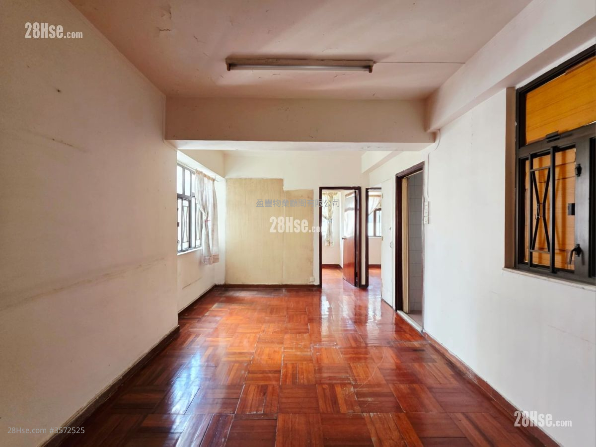 Gold Jade Mansion Sell 2 Bedrooms , 1 Bathroom 442 ft² ( 41.1 m² )