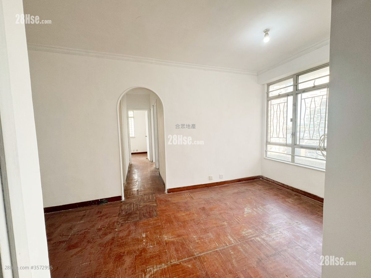 Plover Cove Garden Sell 561 ft² ( 52.1 m² )