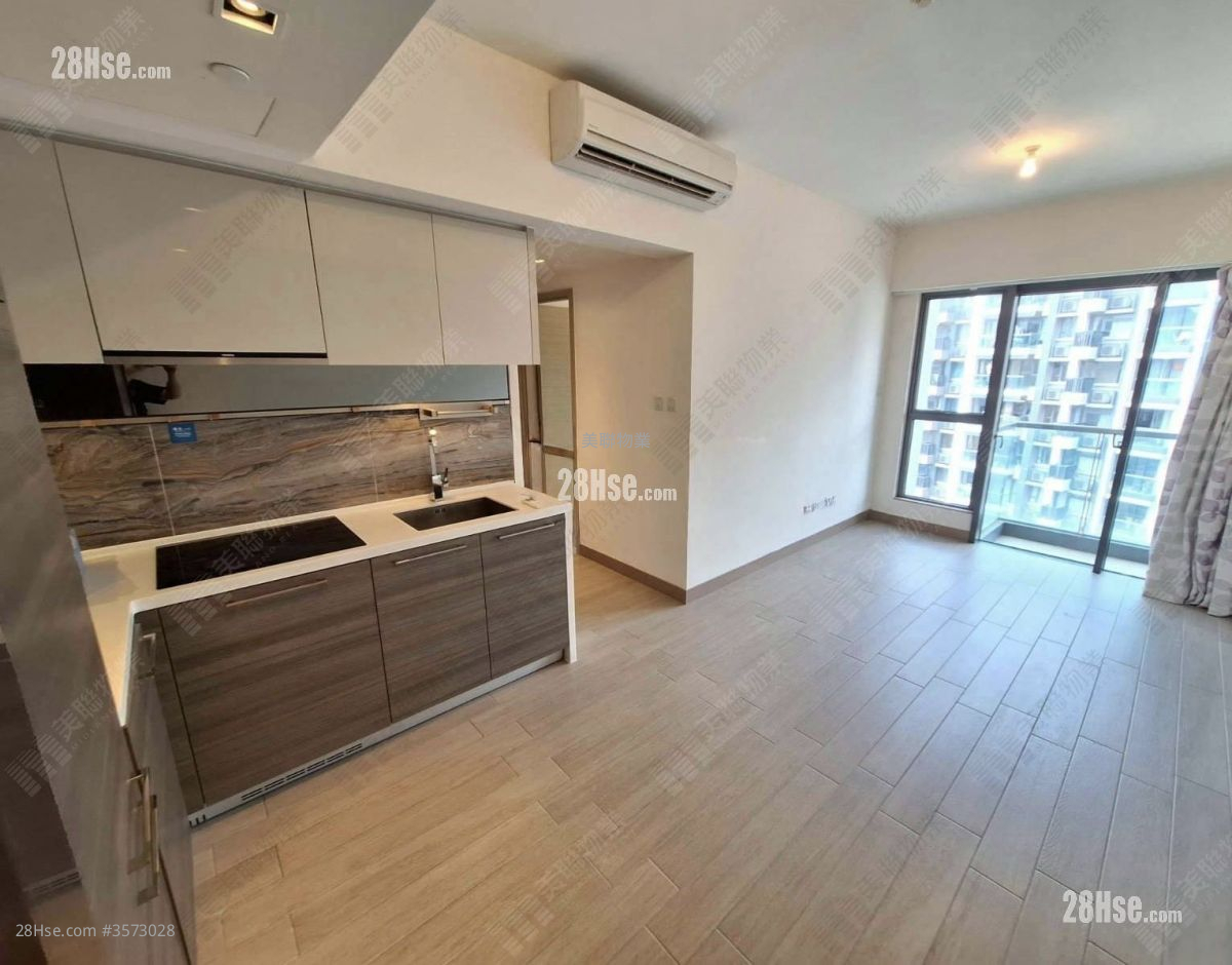 The Wings Rental 2 Bedrooms , 1 Bathroom 515 ft² ( 47.8 m² )