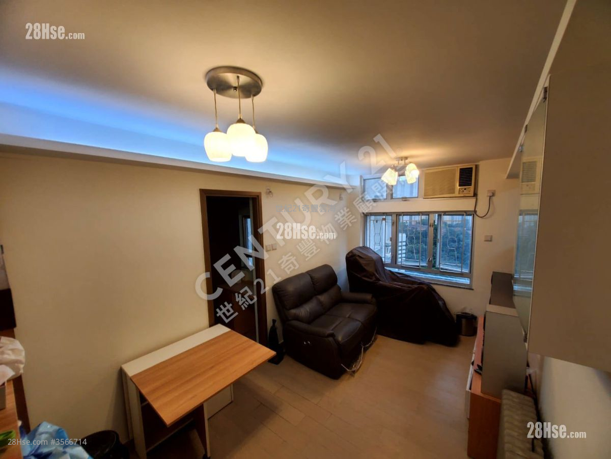 Kam Hay Court Sell 2 Bedrooms , 1 Bathroom 401 ft² ( 37.3 m² )