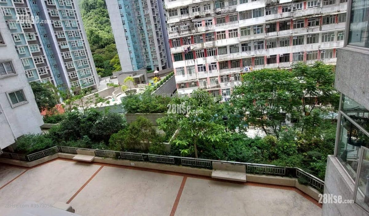 Park Vale Sell 2 Bedrooms , 1 Bathroom 544 ft² ( 50.5 m² )