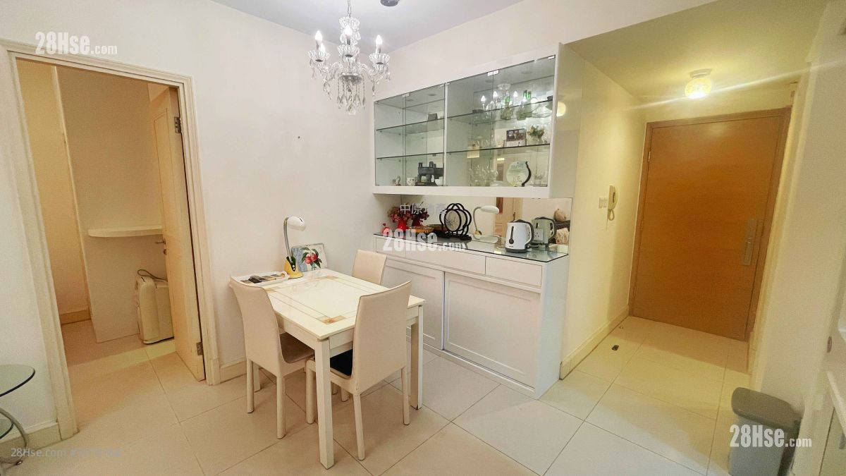 Metro Town Sell 3 Bedrooms , 2 Bathrooms 633 ft² ( 58.8 m² )