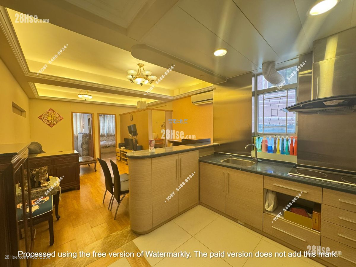 Lung Mong Building Rental 2 Bedrooms , 1 Bathroom 601 ft² ( 55.8 m² )
