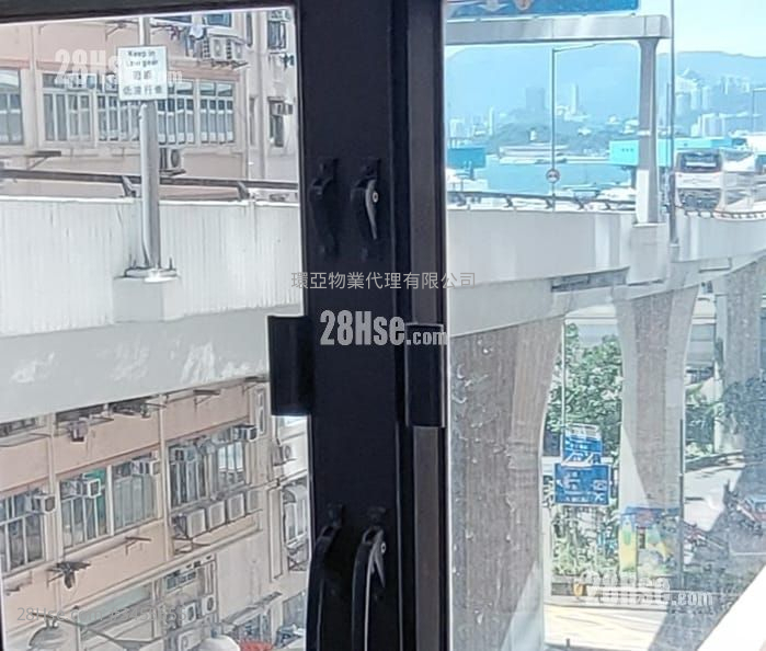 Hang Lung Bank Western Branch Building Sell 1 Bedroom , 1 Bathroom 243 ft² ( 22.6 m² )