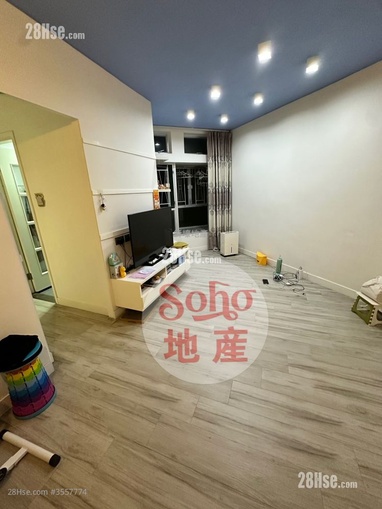 Discovery Park Sell 2 Bedrooms , 1 Bathroom 477 ft² ( 44.3 m² )