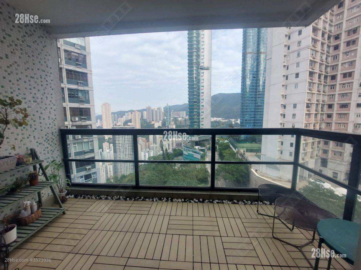 Evergreen Villa Sell 3 Bedrooms , 3 Bathrooms 1,525 ft² ( 141.7 m² )